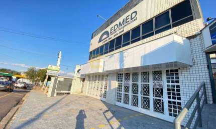 Salão Comercial Térreo disponível para Locação em Vinhedo/SP