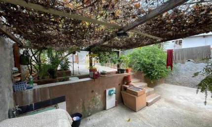 Casa com 3 quartos à venda na Rua Doze de Outubro, --, Vila Santana, Valinhos