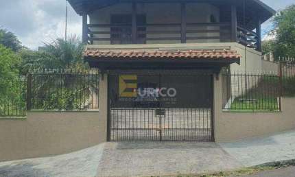 Casa à venda no Bosque das Arapongas em Serra Negra/SP
