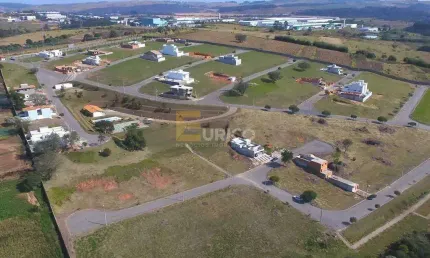 Terreno/casa em construção no condomínio vila preciosa em cabreúva/sp