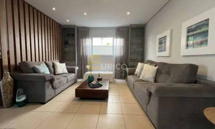 Casa em condomínio à venda no Condomínio Morada das Nascentes em Valinhos/SP