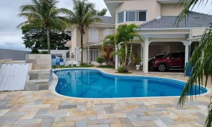 Casa em condomínio à venda no Condomínio Estância Marambaia em Vinhedo/SP