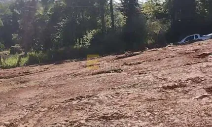 Terreno à venda no Outeiro das Paineiras (Botujuru) em Campo Limpo Paulista/SP