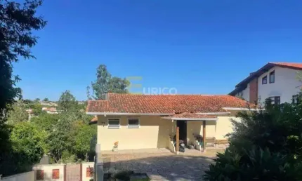 Casa à venda no Condomínio Marambaia, em Vinhedo/SP com valor ABAIXO DO MERCADO!