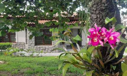 Casa em condomínio fechado com 3 quartos para alugar na Rua Cubatão, --, Condomínio Estância Marambaia, Vinhedo