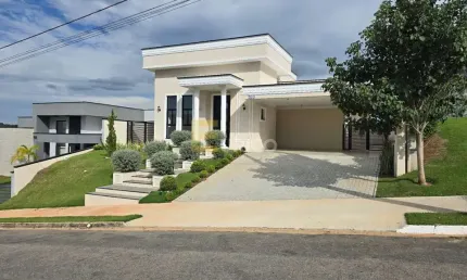 Casa para venda no condomínio Residencial Cambarah, Jarinu-SP.