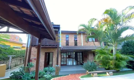 Casa para locação no Condomínio Vista Alegre Sede - Vinhedo - SP