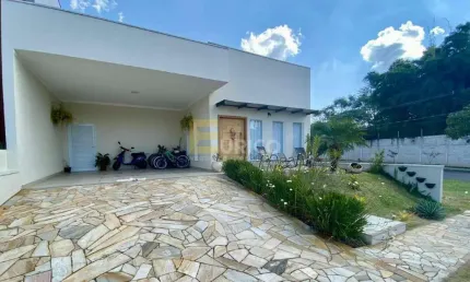 Casa em condomínio à venda no Condomínio Residencial Villa do Sol em Valinhos/SP