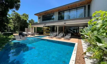 Casa à venda no Riviera de São Lourenço em Bertioga/SP