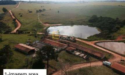 SITIO ESPETACULAR A VENDA COM MÚLTIPLAS CONSTRUÇÕES EM ITÚ/SP