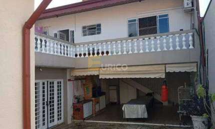 Casa estilo sobrado para fins comerciais ou residenciais no Eloy Chaves, em Jundiaí/SP.