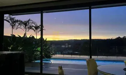 CASA DESIGN FUTURISTA A VENDA NO CONDOMÍNIO BOSQUE DA MATA EM VALINHOS/SP