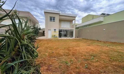 Sobrado para venda no condomínio Terras de São Francisco em Vinhedo/SP