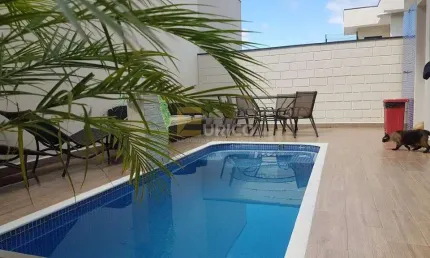 Casa em condomínio à venda no Condomínio Reserva da Mata em Vinhedo/SP