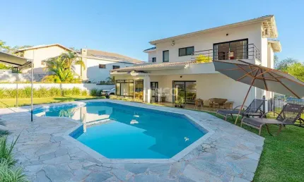 Casa a Venda, Condomínio Jardim Europa em Vinhedo, ao lado da Represa 1 de Vinhedo.