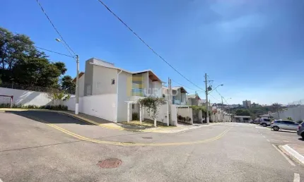 Casa p/ Locação no Condomínio Villagio Di Montalcino Vinhedo SP.