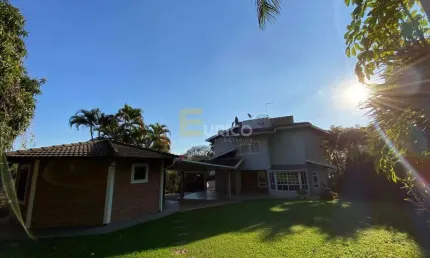 Casa disponível para locação no condomínio marambaia - vinhedo -sp