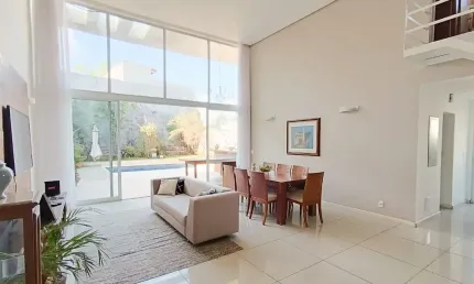 Casa a venda em condomínio R$1500.000,00 São Pedro - Juizde Fora - MG