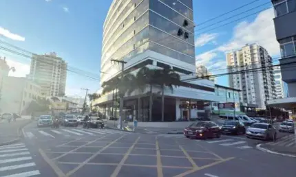 Sala comercial em andar para aluguel,  Estreito, Florianópolis - SA747