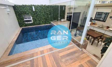 Excelente Cobertura Ponta da Praia 292m2  com Piscina