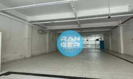 Prédio para alugar na Rua Amador Bueno, 193, Centro, Santos