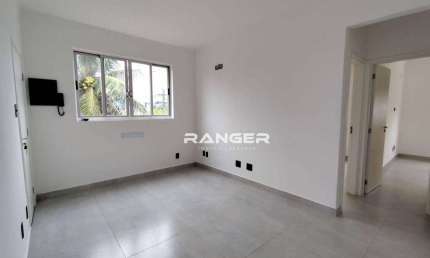 Apartamento com 2 dormitórios à venda, 60 m² por R$ 385.000,00 - Campo Grande - Santos/SP