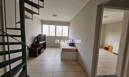 Apartamento Duplex, 2 dormitórios, 1 Vaga  R$ 3.316/mês - José Menino - Santos/SP