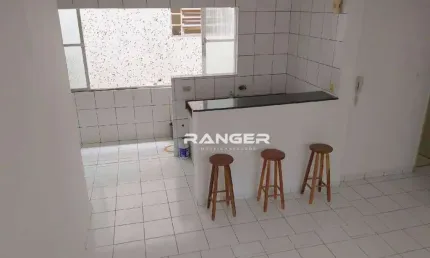 Apartamento com 2 dormitórios à venda, 75 m² por R$ 390.000,00 - Gonzaga - Santos/SP