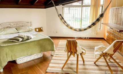 Casa para Venda em Florianópolis, Lagoa Da Conceição, 10 dormitórios, 3 suítes, 6 banheiros, 5 vagas