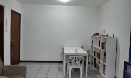 Apartamento para Venda em Florianópolis, Córrego Grande, 2 dormitórios, 1 banheiro, 1 vaga