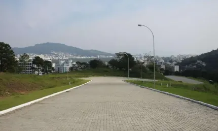 Terreno à venda na Servidão Deoscoro Peres, Itacorubi, Florianópolis