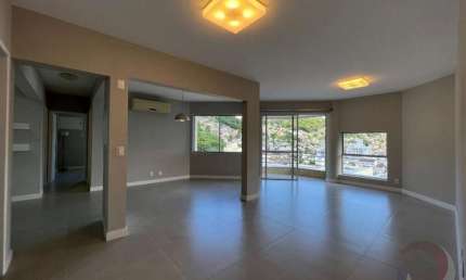 Apartamento para Venda em Florianópolis, Centro, 2 dormitórios, 1 suíte, 2 banheiros, 1 vaga