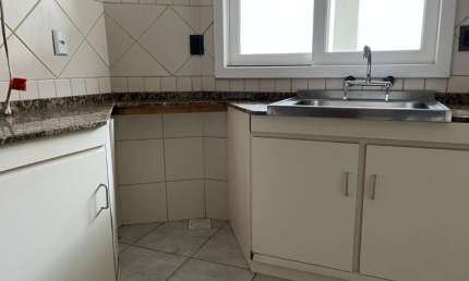 Casa para Venda em Florianópolis, Trindade, 5 dormitórios, 2 suítes, 4 banheiros, 3 vagas