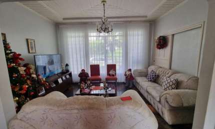 Casa para Venda em Florianópolis, Agronômica, 4 dormitórios, 1 suíte, 2 banheiros, 1 vaga