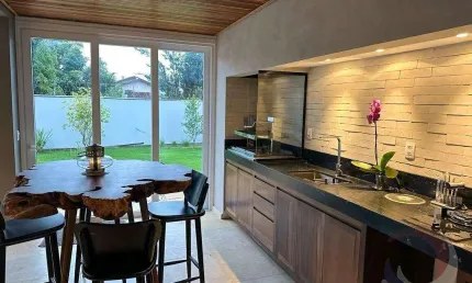 Casa para Venda em Florianópolis, Campeche, 4 dormitórios, 4 suítes, 5 banheiros, 2 vagas