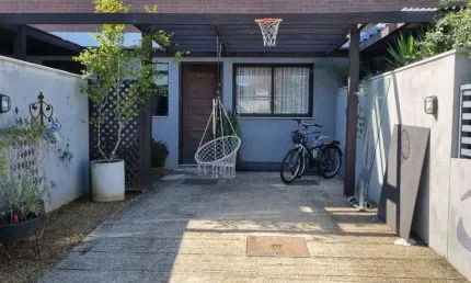 Casa para Venda em Florianópolis, Campeche, 3 dormitórios, 1 suíte, 2 banheiros, 2 vagas