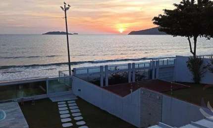 Casa para Venda em Florianópolis, Ingleses do Rio Vermelho, 4 dormitórios, 1 suíte, 4 banheiros, 3 vagas