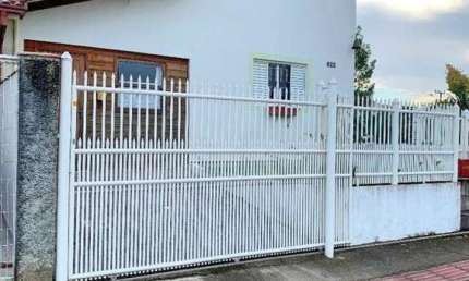 Casa para Venda em Florianópolis, Carianos, 4 dormitórios, 3 suítes, 5 banheiros, 6 vagas