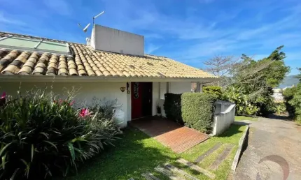 Casa para Venda em Florianópolis, Lagoa Da Conceição, 4 dormitórios, 4 suítes, 6 banheiros, 4 vagas