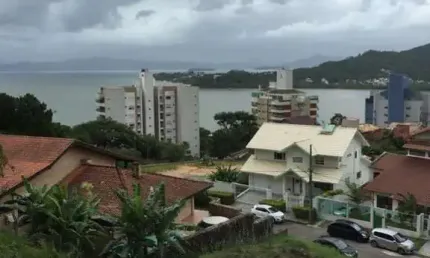 Terreno à venda na Rua Jornalista Narbal Villela, João Paulo, Florianópolis