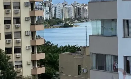 Cobertura para Venda em Florianópolis, Agronômica, 3 dormitórios, 1 suíte, 2 banheiros, 2 vagas