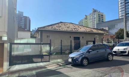 Casa Comercial para Venda em Florianópolis, Agronômica, 2 dormitórios, 2 banheiros, 2 vagas