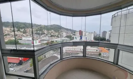 Cobertura para Venda em Florianópolis, Centro, 3 dormitórios, 1 suíte, 3 banheiros, 1 vaga