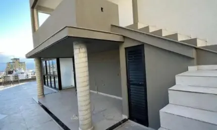 Casa para Venda em Florianópolis, Centro, 3 dormitórios, 3 suítes, 4 banheiros, 5 vagas