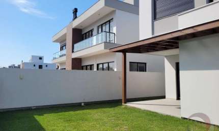 Casa para Venda em Florianópolis, Rio Tavares, 3 dormitórios, 1 suíte, 4 banheiros, 2 vagas