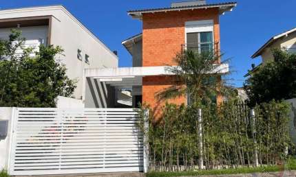 Casa para Venda em Florianópolis, Cachoeira Do Bom Jesus, 4 dormitórios, 4 suítes, 5 banheiros, 2 vagas