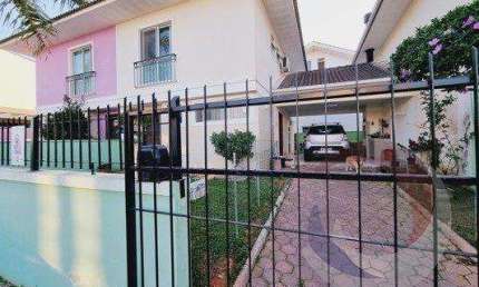 Casa para Venda em Florianópolis, Campeche, 3 dormitórios, 1 suíte, 3 banheiros, 2 vagas