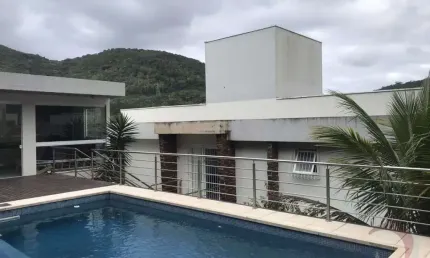 Casa para Venda em Florianópolis, Itacorubi, 4 dormitórios, 4 suítes, 7 banheiros, 4 vagas