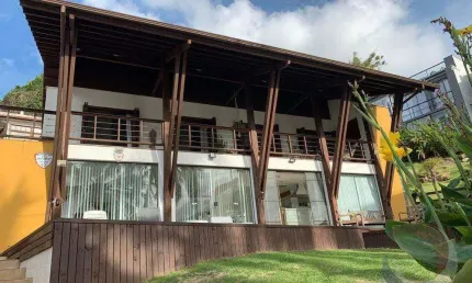 Casa para Venda em Florianópolis, Barra Da Lagoa, 5 dormitórios, 2 suítes, 4 banheiros, 2 vagas