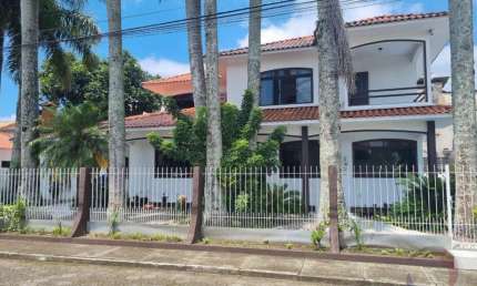 Casa para Venda em Florianópolis, Carianos, 4 dormitórios, 1 suíte, 4 banheiros, 4 vagas